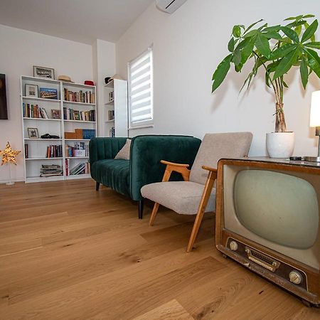 Apartment Nikola Kaštel Novi Zewnętrze zdjęcie